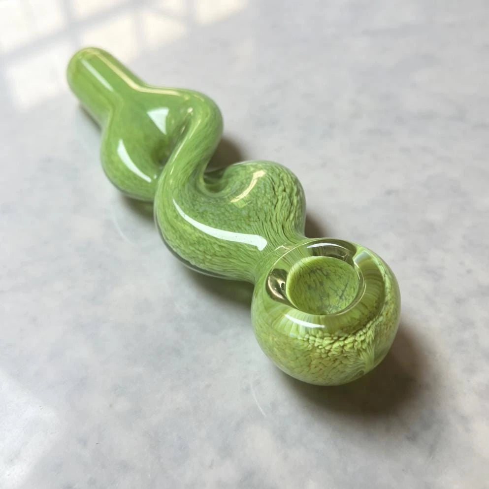 Mobius Loop Glass Pipe